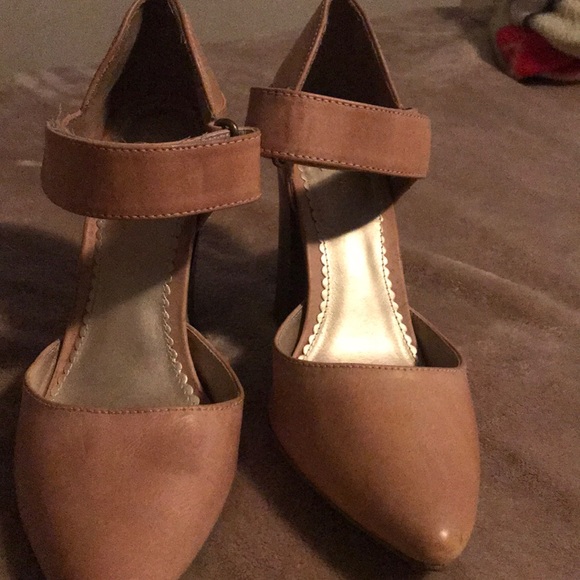 Call it Spring Shoe - Picture 2 of 8